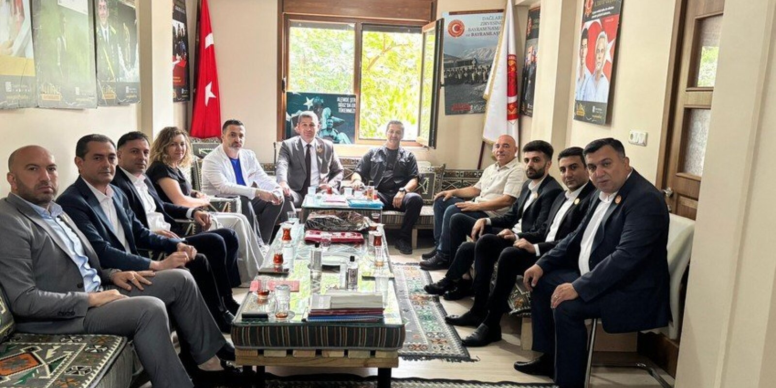 Azərbaycanlı qazi jurnalistlər Türkiyə Qazilər və Şəhid Ailələri Vəqfində olublar